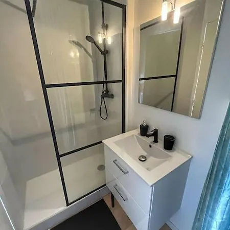 Refait A Neuf Avec Parking Apartman