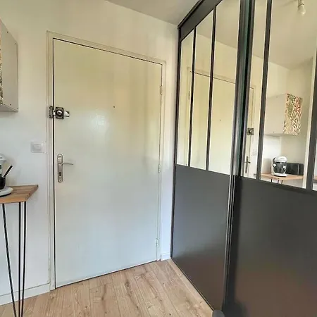 Apartment Refait A Neuf Avec Parking