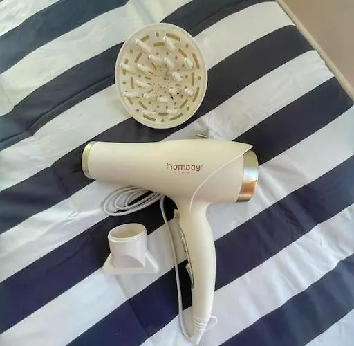 Refait à Neuf Avec Parking *